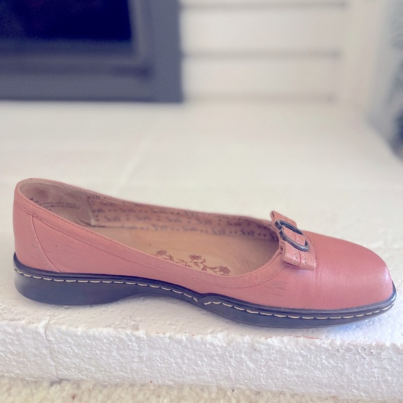 Vintage Sofft Leather Flats size 5 with Bow Buckle - Picture 6 of 10